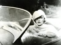 Marlene Dietrich genoss die schnelle Fahrt im Auburn Speedster