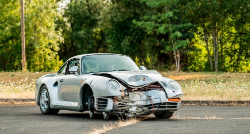 Verunfallter Porsche 959.  Foto: Auto-Medienportal.Net/Mecum  Download: