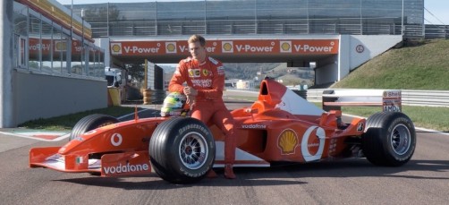 Michael Schumachers Sohn Mick mit dem Formel-1-Ferrari seines Vaters von 2002.  Foto: Auto-Medienportal.Net/Sotheby's