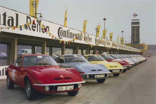 Opel GT bei seiner Medienpremiere auf dem Hockenheimring (1968).  Foto: Auto-Medienportal.Net/Opel