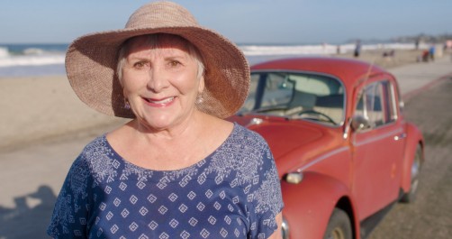 Kathleen Brooks hat ihrem VW Käfer von 1966 den Namen „Annie“ gegeben.  Foto: Auto-Medienportal.Net/Volkswagen of America