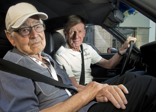 Erhard Schnell (l.) mit Rallye-Legende Walter Röhrl bei einer Oldtimerveranstaltung.  Foto: Auto-Medienportal.Net/Opel