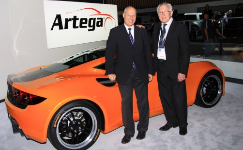 Artega-Chef Peter Müller (links) und Repräsentant Hubert Hahne.  Foto: Auto-Medienportal.Net/Artega 