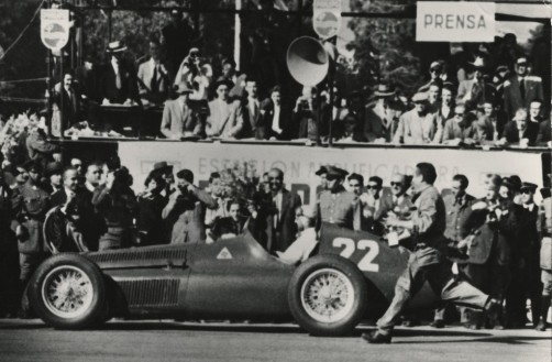 Juan Manuel Fangio im Alfa Romeo Tipo 159 beim Großen Preis von Spanien (1951).  Foto: Auto-Medienportal.Net/FCA